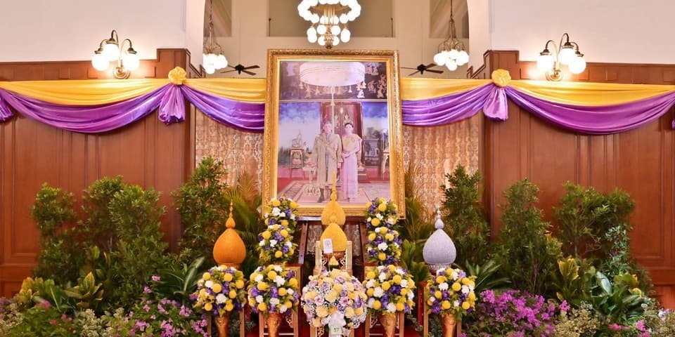 รองเลขาธิการ ป.ป.ส. ร่วมลงนามถวายพระพรพระบาทสมเด็จพระเจ้าอยู่หัว และสมเด็จพระนางเจ้าฯ พระบรมราชินี เนื่องในวันขึ้นปีใหม่ พ.ศ. 2568