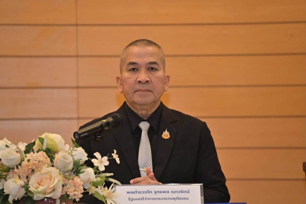 รมว.ยุติธรรม ร่วมประกาศเจตนารมณ์ Zero Tolerance ต่อต้านความรุนแรงทุกรูปแบบต่อผู้ประกอบวิชาชีพ