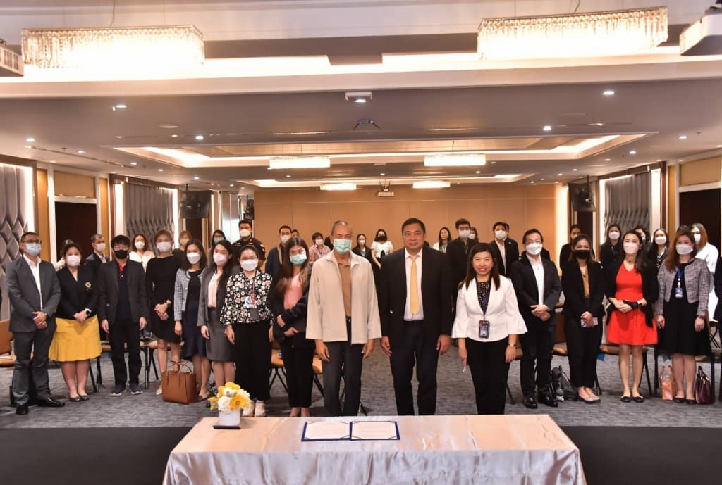 โครงการพัฒนาศักยภาพเจ้าหน้าที่ผู้ปฏิบัติงานด้านการต่างประเทศกระทรวงยุติธรรม หัวข้อ การอบรมเทคนิคการเป็นล่าม (แบบพูดตาม)